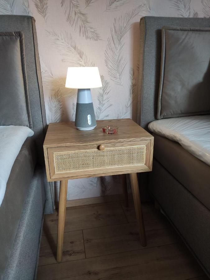 Güntersberge Ferienhaus Blaue Blume Mit 11 Kw Ladestation, Kamin, Terrasse, Eingezaeuntem Garten, Sauna, Wlan, Netflix, 2 Hunde Willkommen! מראה חיצוני תמונה